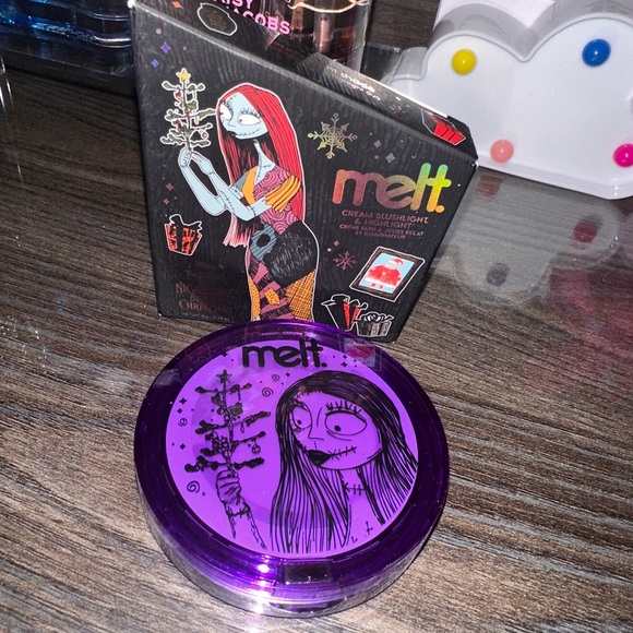 Patrick Starrr, MELT COSMETICS, & Jeffrey Star Sold Out Highlighters & Palette - Picture 5 of 17